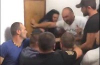 Люди Корчинского попытались захватить суд в Одесской области