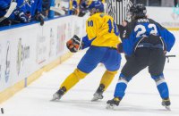 Молодіжна збірна України здобула третю перемогу поспіль на чемпіонаті світу з хокею.