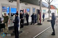На Волыни разоблачили должностных лиц ГПСУ, помогавших ввозить в Украину "евробляхи"