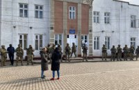 СБУ та Нацполіція взяли під охорону 87-му ОВК на Франківщині 