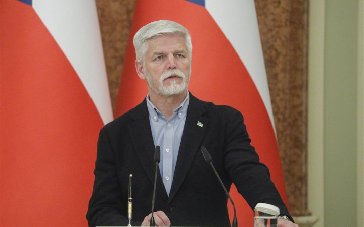 Президент Чехії закликав посилити економічний тиск на РФ та застеріг від наслідків у разі перемоги Кремля