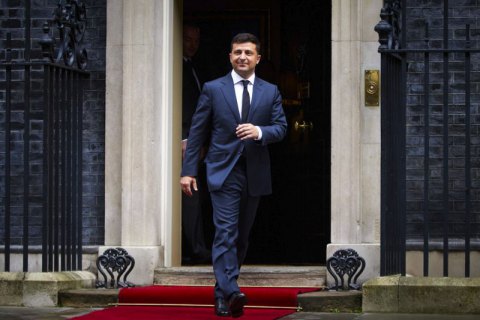 Рейтинг Зеленського серед молоді до 30 років сягає 50%, а у підлітків - майже 70%