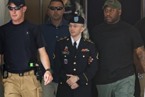 Осужденный информатор WikiLeaks решил сменить пол