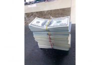 В Николаевской области замдиректора колледжа и физрука задержали на взятке почти в $2 тыс.