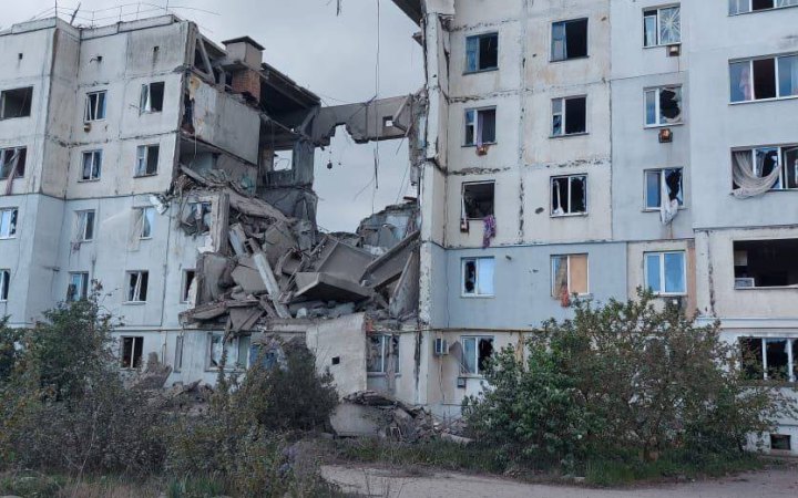 На Херсонщині шестеро людей дістали поранення внаслідок обстрілів росіян 