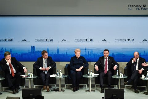 Шульц підтримав ідею створення групи захисту прав кримських татар