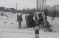 У Вінницькій області зіткнулися електропоїзд і автобус, загинув водій