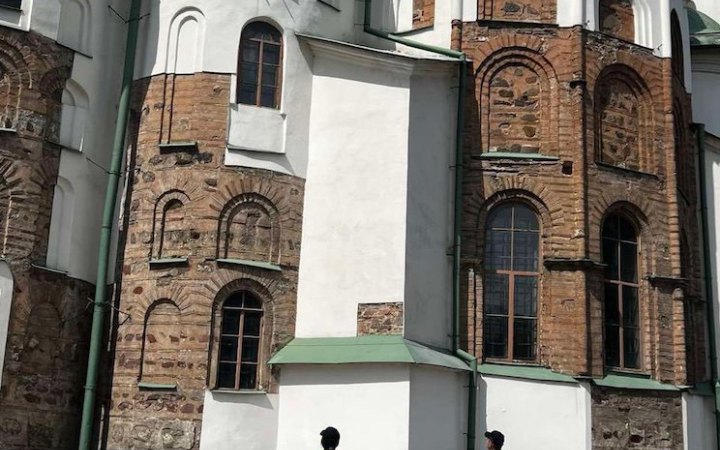 Унаслідок російського удару пошкоджено Софійський собор і Одеську кіностудію