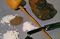 В Кривом Роге у женщины выявили оборудование для изготовления опия