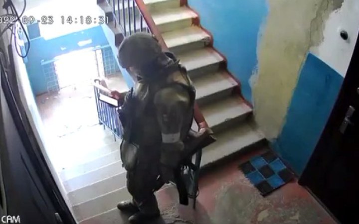 Псевдореферендум: в Енергодарі озброєні окупанти ходять по квартирах