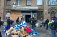 Нападению подвергся еще один районный офис ПР в Киеве
