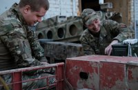 ​Труснемо бюджет і партнерів. Де уряд планує брати гроші на зарплати військовим
