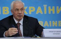Азаров отчитал Табачника за митинг учителей
