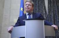 Фюле: Верховная Рада фактически не работает