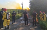 На трассе в Днепропетровской области разлилась цистерна азотной кислоты (обновлено)