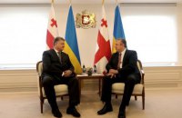 Порошенко обговорив з Квірікашвілі співробітництво в питанні деокупації територій України і Грузії