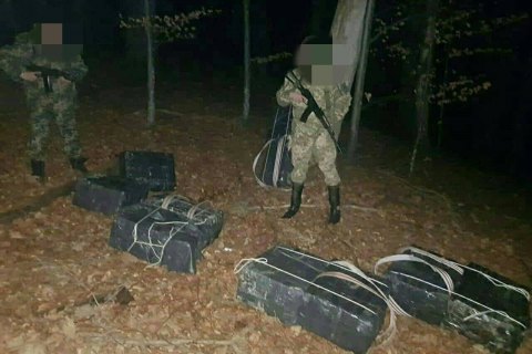 На границе с Румынией пограничники со стрельбой задерживали сигаретных контрабандистов 