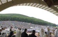 Папа Франциск у Румунії закликав католиків і православних до єдності