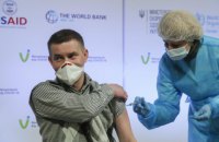 Минздрав планирует начать пятый этап вакцинации от COVID в конце июля