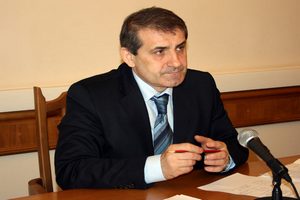 Дагестанских школьников оставили без Нового года: им не нужны "шайтан в красной шубе и распутная Снегурочка"