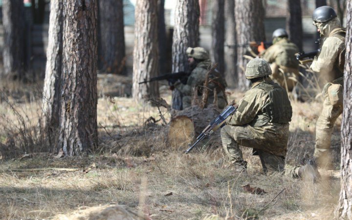 На сході України ЗСУ відбили п'ять атак російської армії і ліквідували майже 130 окупантів 