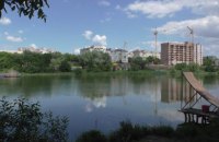 Двое детей утонули в пруду в Черновцах 