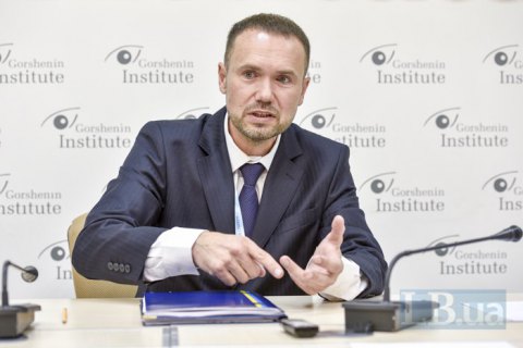 Шмыгаль сообщил, что Кабмин проводит расследование возможного плагиата Шкарлета 