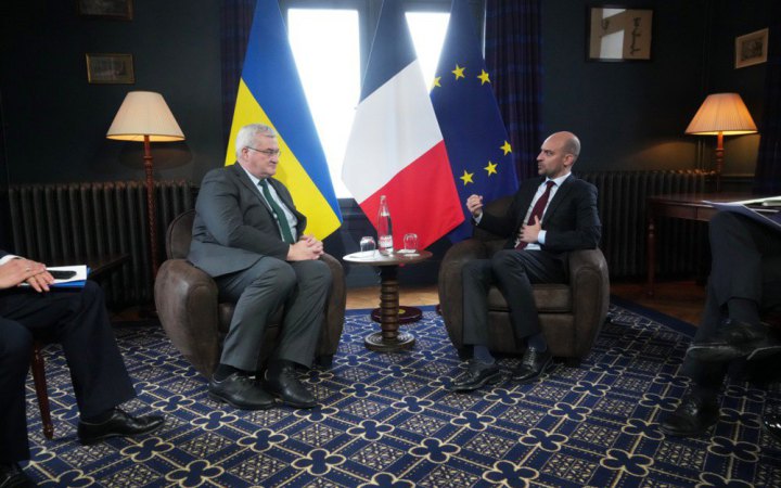 У Франції розпочалась зустріч міністрів закордонних справ G7 та України