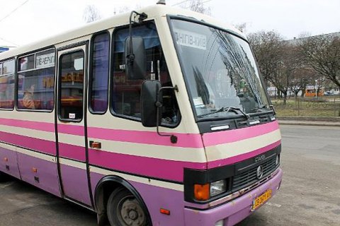 Во Львовской области выпавший из маршрутки мужчина попал в реанимацию