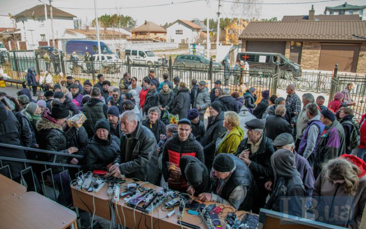 За час війни в Україну було завезено 270 тис. тонн гуманітарної допомоги, залізницею евакуйовано майже 4 млн людей