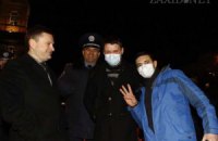 Здание облпрокуратуры Львова забросали петардами