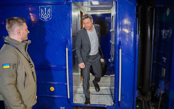 До України з неочікуваним візитом прибув віцеканцлер Німеччини 