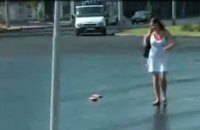 Севастопольцы увязают в асфальте, уложенному к приезду Медведева по-быстрому
