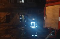 В Киеве в пожаре в многоэтажке погибли два человека