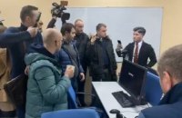 СБУ проводить обшук у будівлі телеканалу "1+1" у справі про прослуховування Гончарука (оновлено)