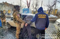 Во Львове задержали восьмерых наркодилеров, которые ежедневно сбывали наркотики и психотропы более чем на 60 тыс. грн