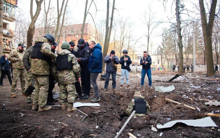 Зеленський про обстріл Харкова: щонайменше 19 людей постраждали, серед них діти