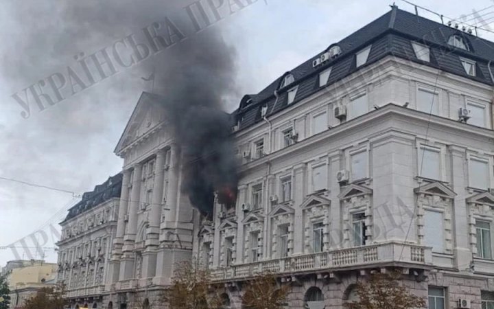 Росія вдарила дроном по будівлі СБУ в центрі Києва: цілила в кабінет Поклада