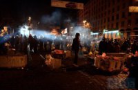 На улице Грушевского находятся около 2 тысяч активистов