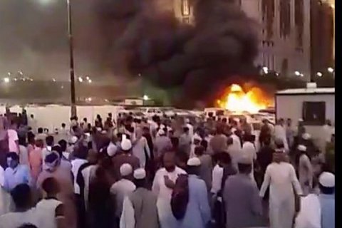 Террорист-смертник подорвался у Мечети пророка в Медине