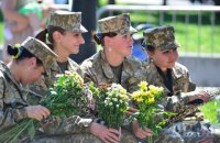 Петиция против военного учета женщин за четыре дня собрала необходимые 25 тыс. голосов 