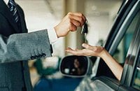 Продажи автомобилей в июне выросли на 7%