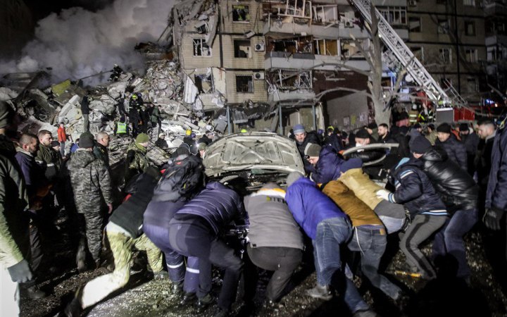 Головне за ніч. Неділя, 15 січня