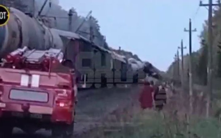 У російській Брянській області зійшов з рейок ще один поїзд