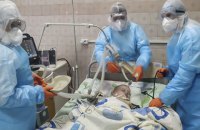 В Україні з початку епідемії від коронавірусу померло двоє дітей