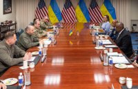 Остін і Умєров провели в Вашингтоні зустріч "за закритими дверима": про фортифікаційні споруди, ППО і співпрацю