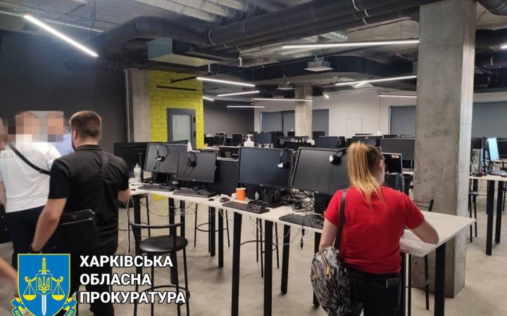 У Харкові правоохоронці викрили діяльність шахрайського кол-центру