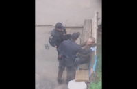 В Сумской области возбудили дело из-за издевательства полицейских над нетрезвым мужчиной