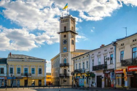 Коломыя требует от правительства пересмотреть решение об отнесении к красной зоне (документ)