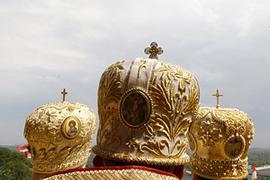 БЮТ требует от Януковича прекратить притеснения УПЦ КП